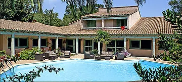 Hotel La Riviere 3*