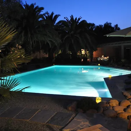 La Riviere Hotel 3*